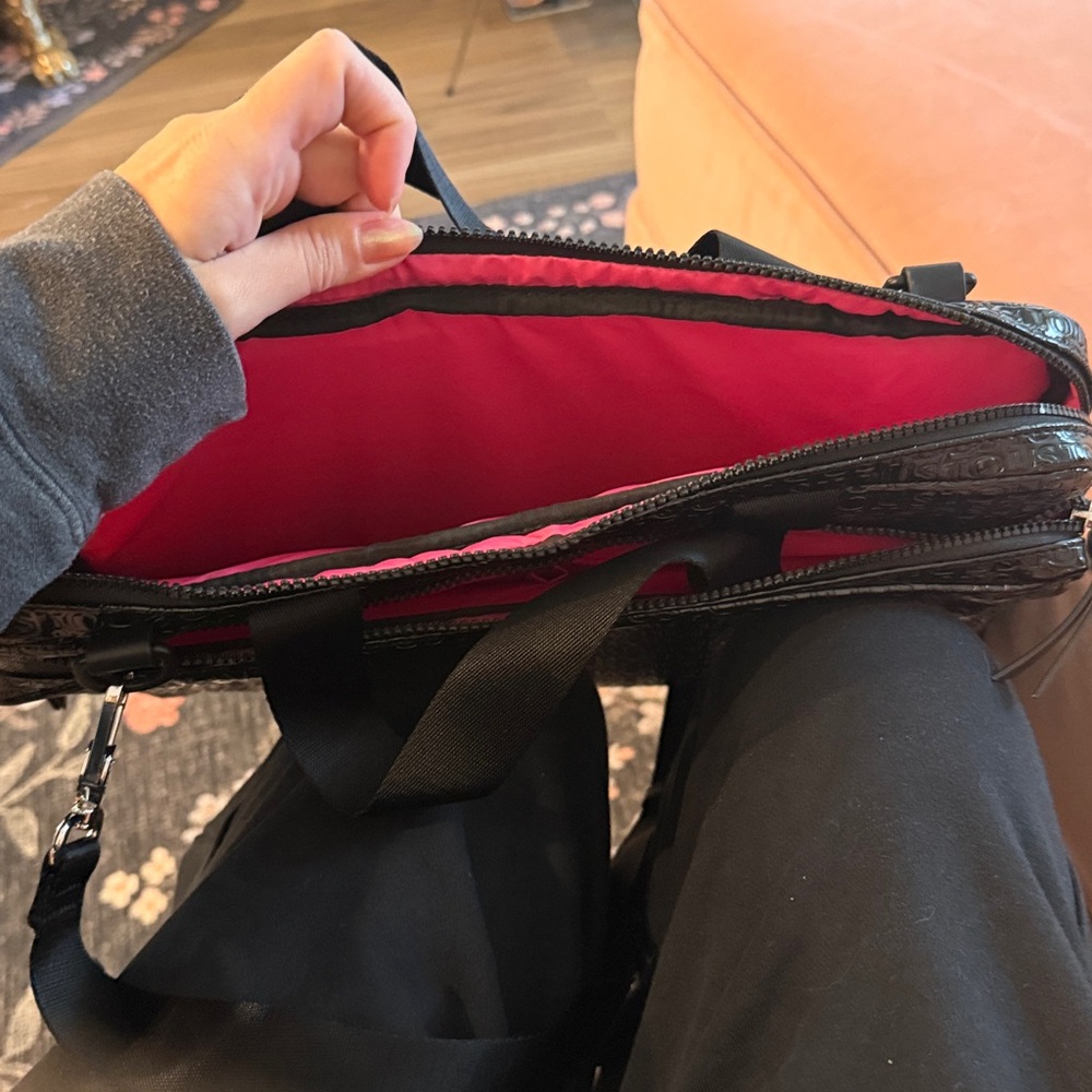 Tous laptop carrying bag - Picture 3 of 8